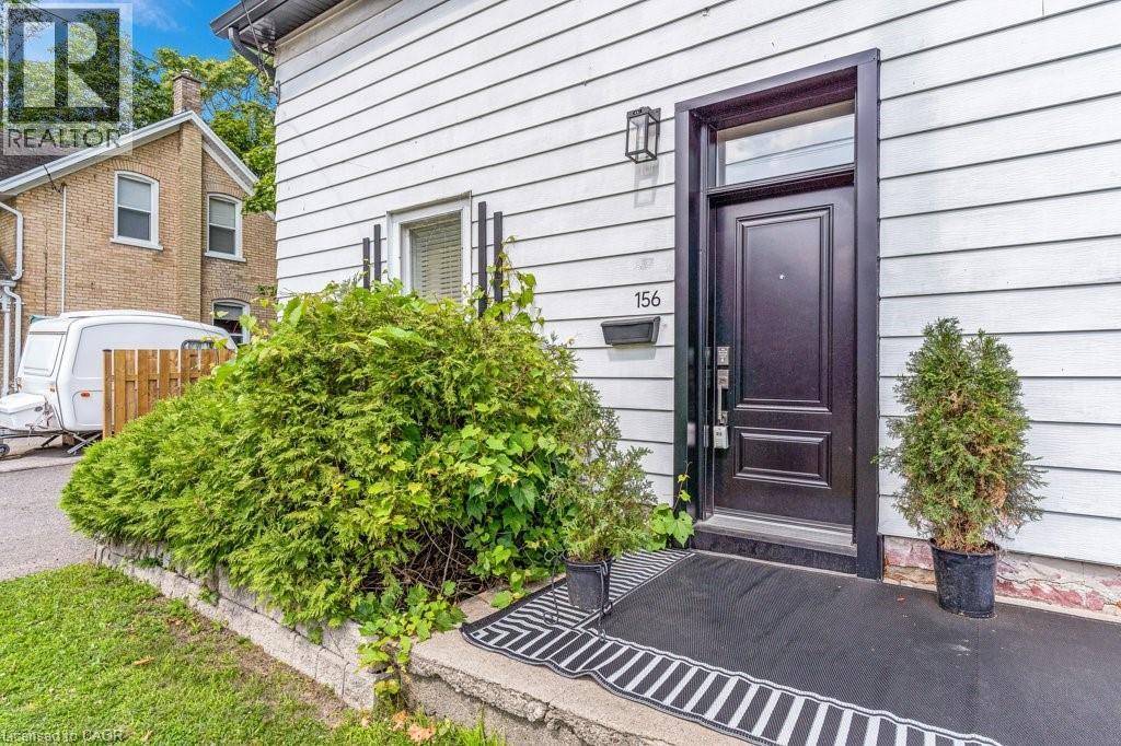 156 St Andrews Street, Cambridge, Ontario  N1S 1N3 - Photo 3 - 40844374