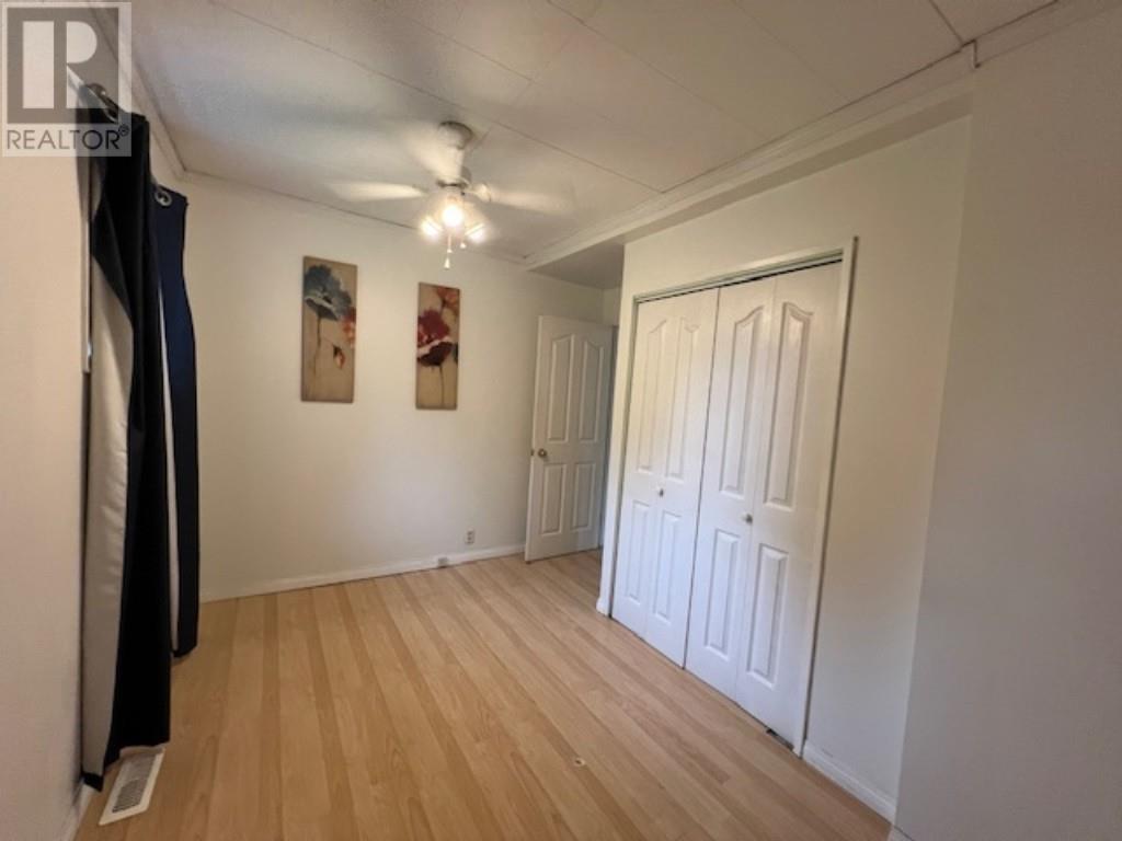 129 Prince St, Municipality Of Sioux Lookout, Ontario  P8T 1A3 - Photo 9 - TB2601751
