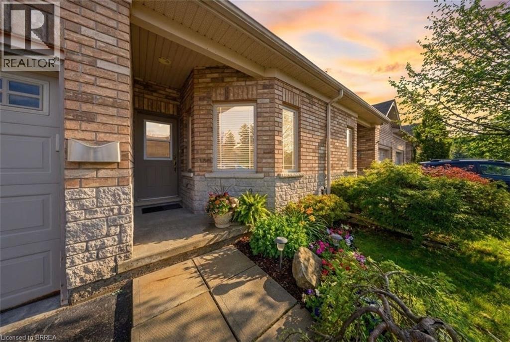 10 Cobblestone Drive Unit# 35, Paris, Ontario  N3L 4G9 - Photo 2 - 40844108