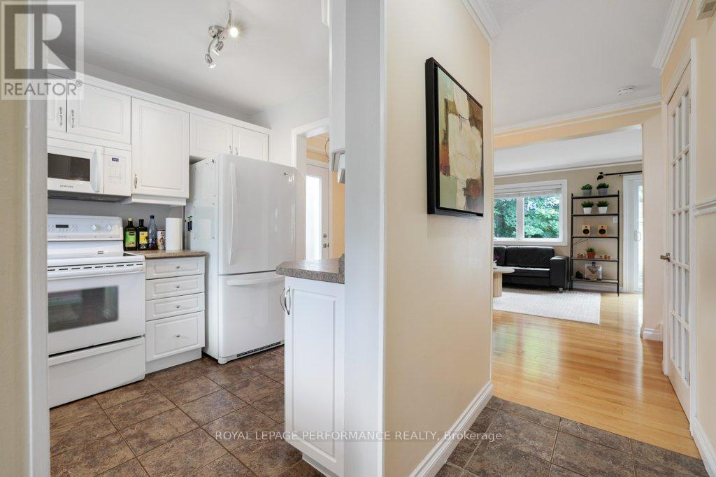 1550 Bourcier Drive, Ottawa, Ontario  K1E 3J2 - Photo 4 - X13511364