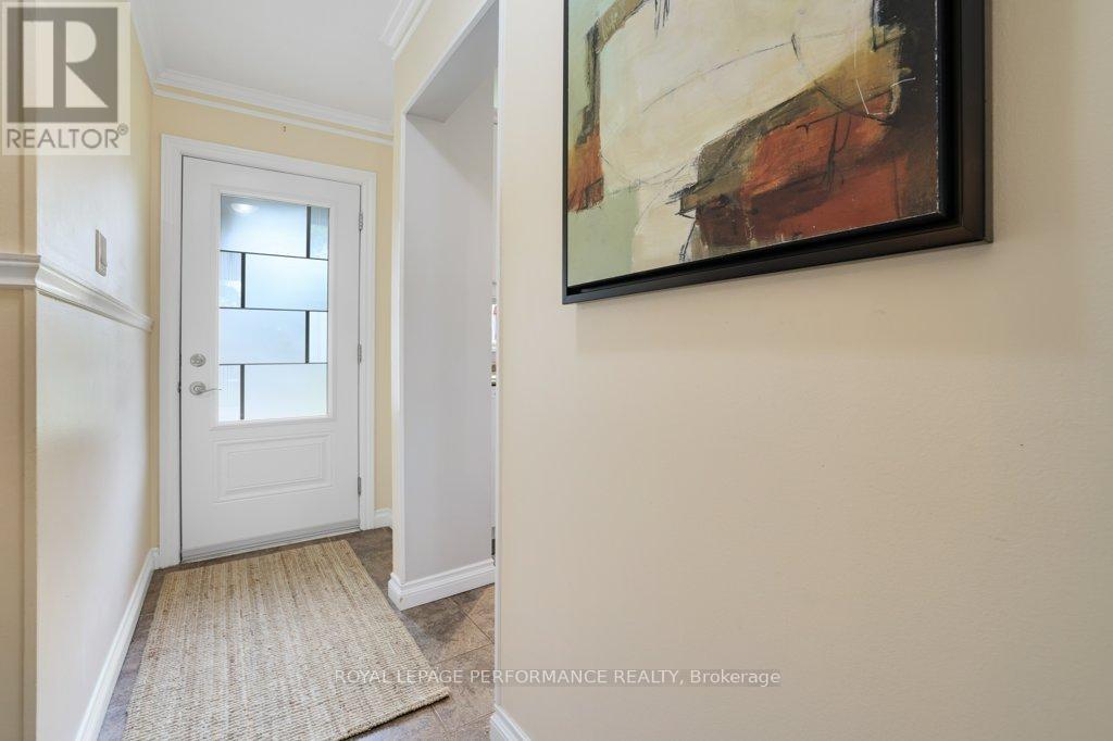1550 Bourcier Drive, Ottawa, Ontario  K1E 3J2 - Photo 5 - X13511364