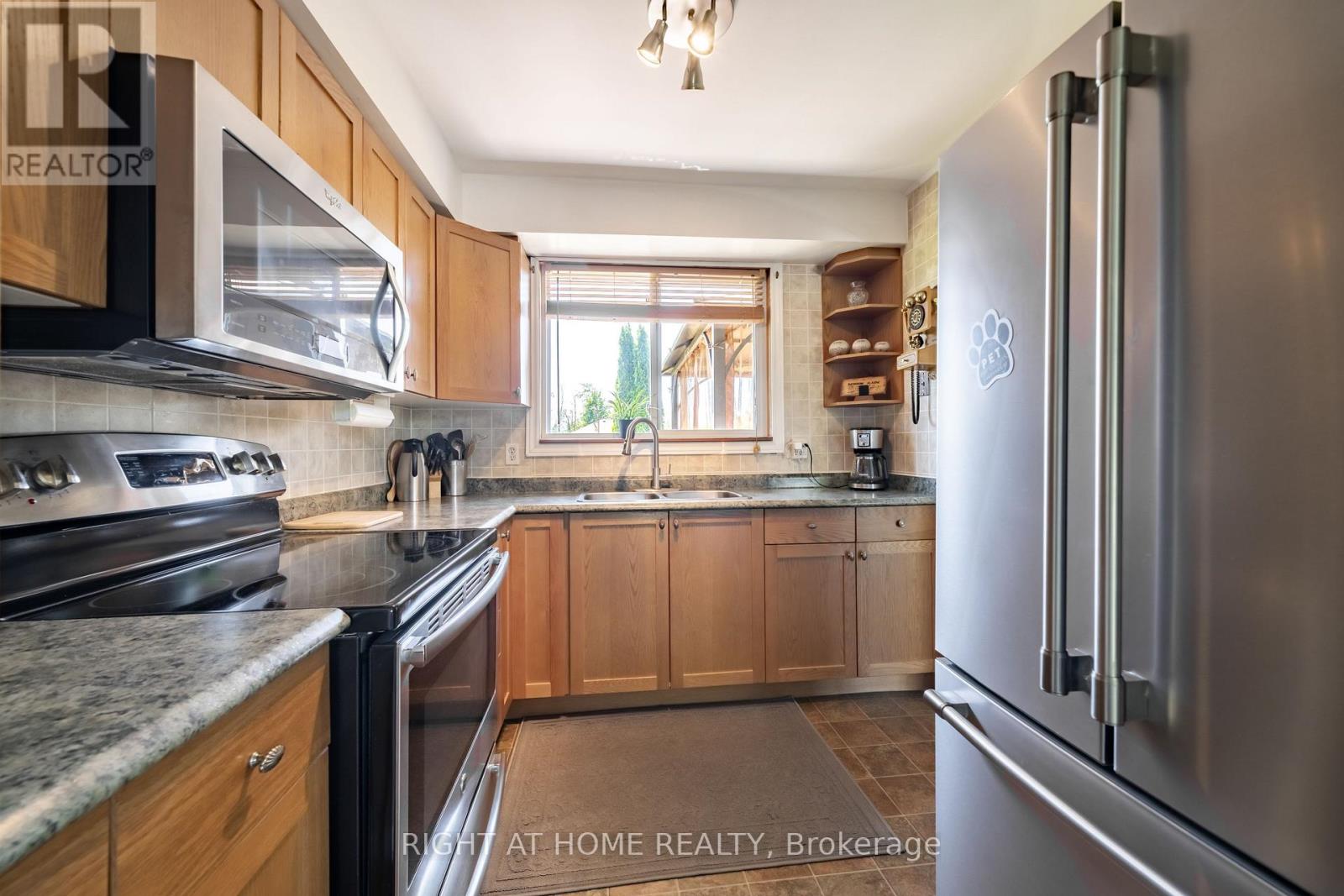 4654 Mcneil Street, Ramara, Ontario  L3V 0M9 - Photo 13 - S13415576