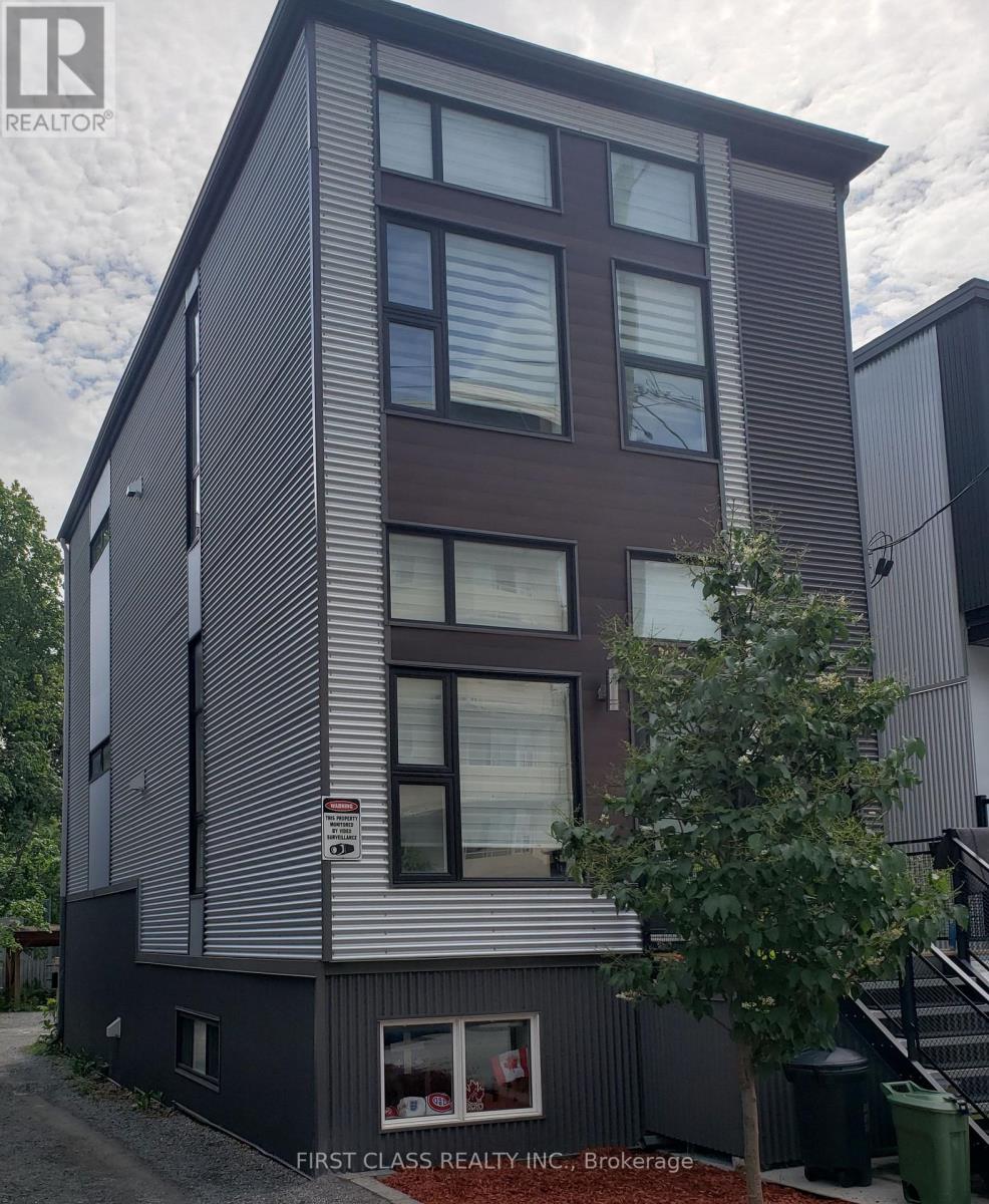 341 CAMBRIDGE STREET N, Ottawa, Ontario