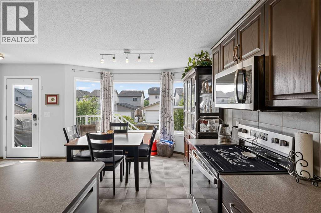 123 Silverado Plains Circle Sw, Calgary, Alberta  T2X 0G5 - Photo 9 - A2310085