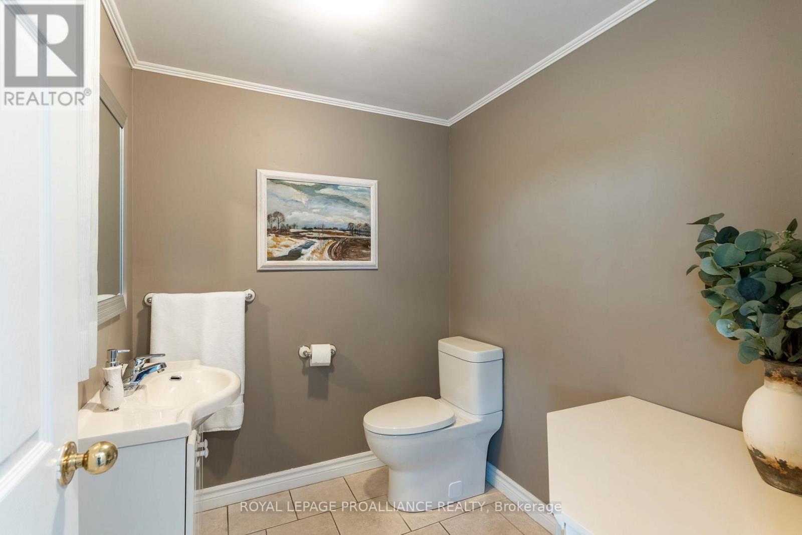 1 Hardy Crescent, Brockville, Ontario  K6V 3A2 - Photo 8 - X13511454