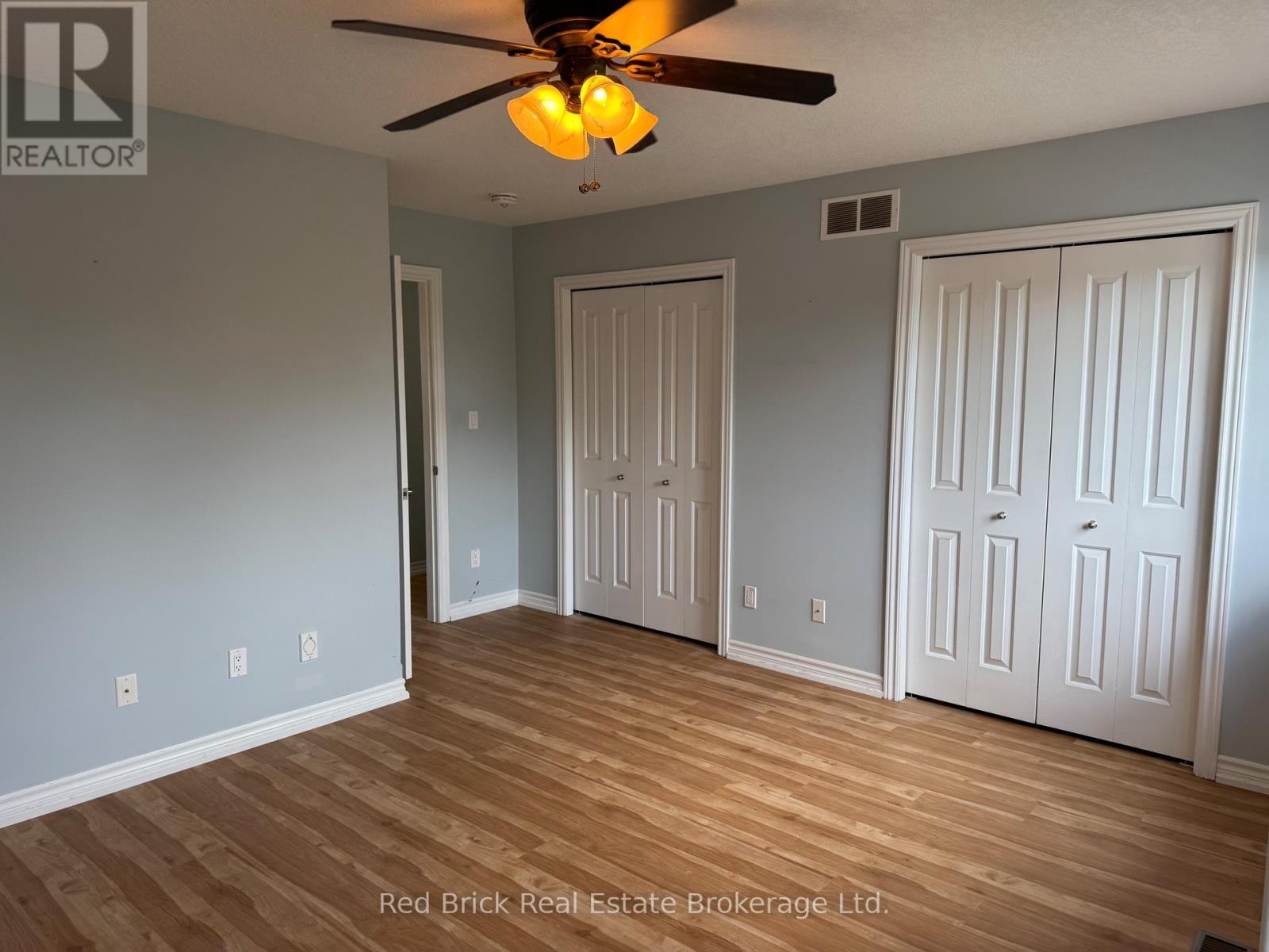 Upper - 77 Summit Ridge Drive, Guelph (Grange Road), Ontario  N1E 0B8 - Photo 11 - X13511412