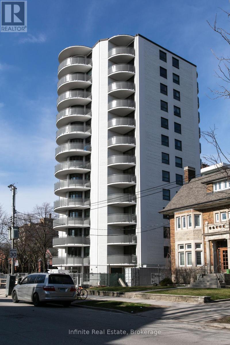 206 - 485 HURON STREET, Toronto, Ontario