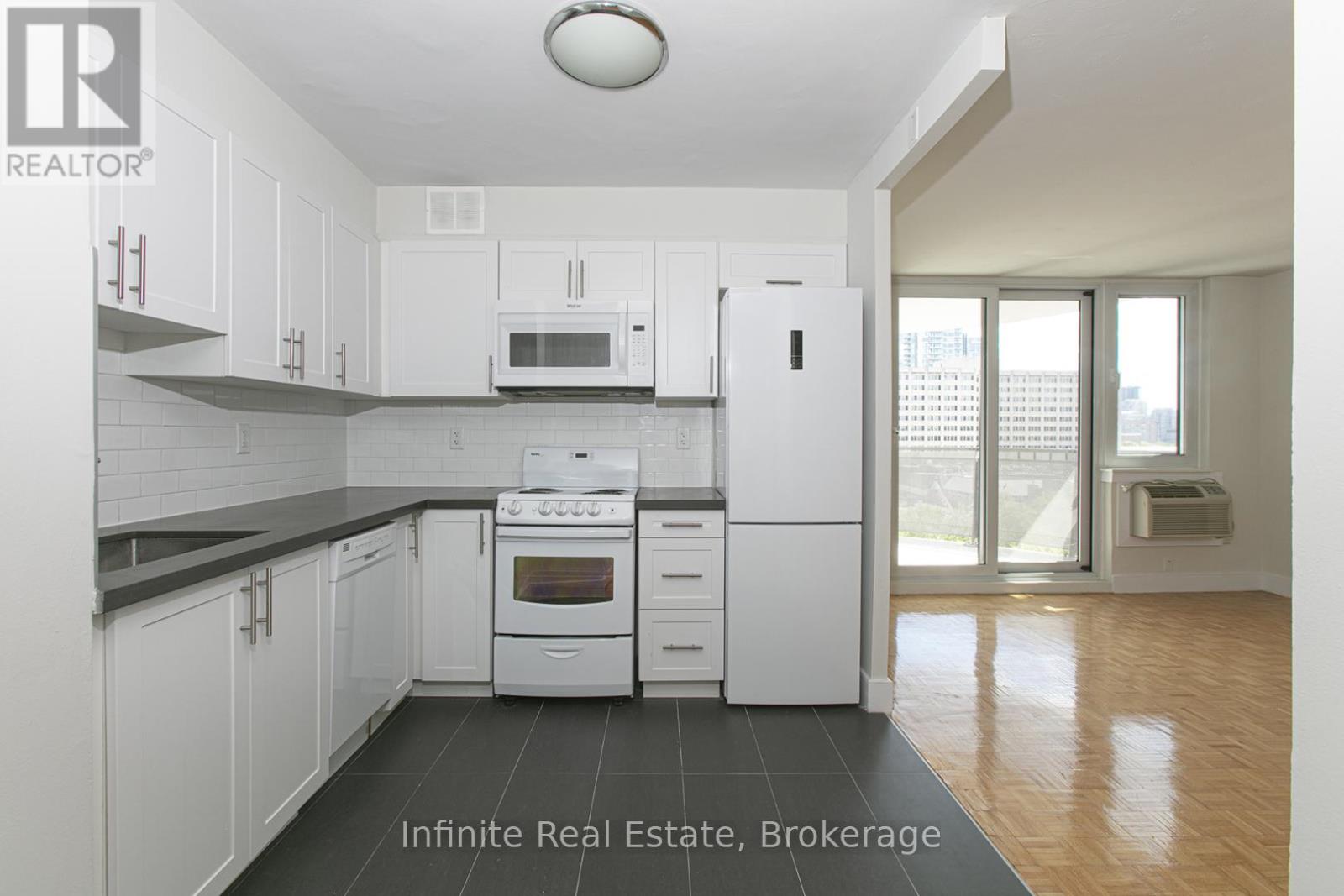 206 - 485 Huron Street, Toronto, Ontario M5R 2R5 - Photo 4 - C13511396