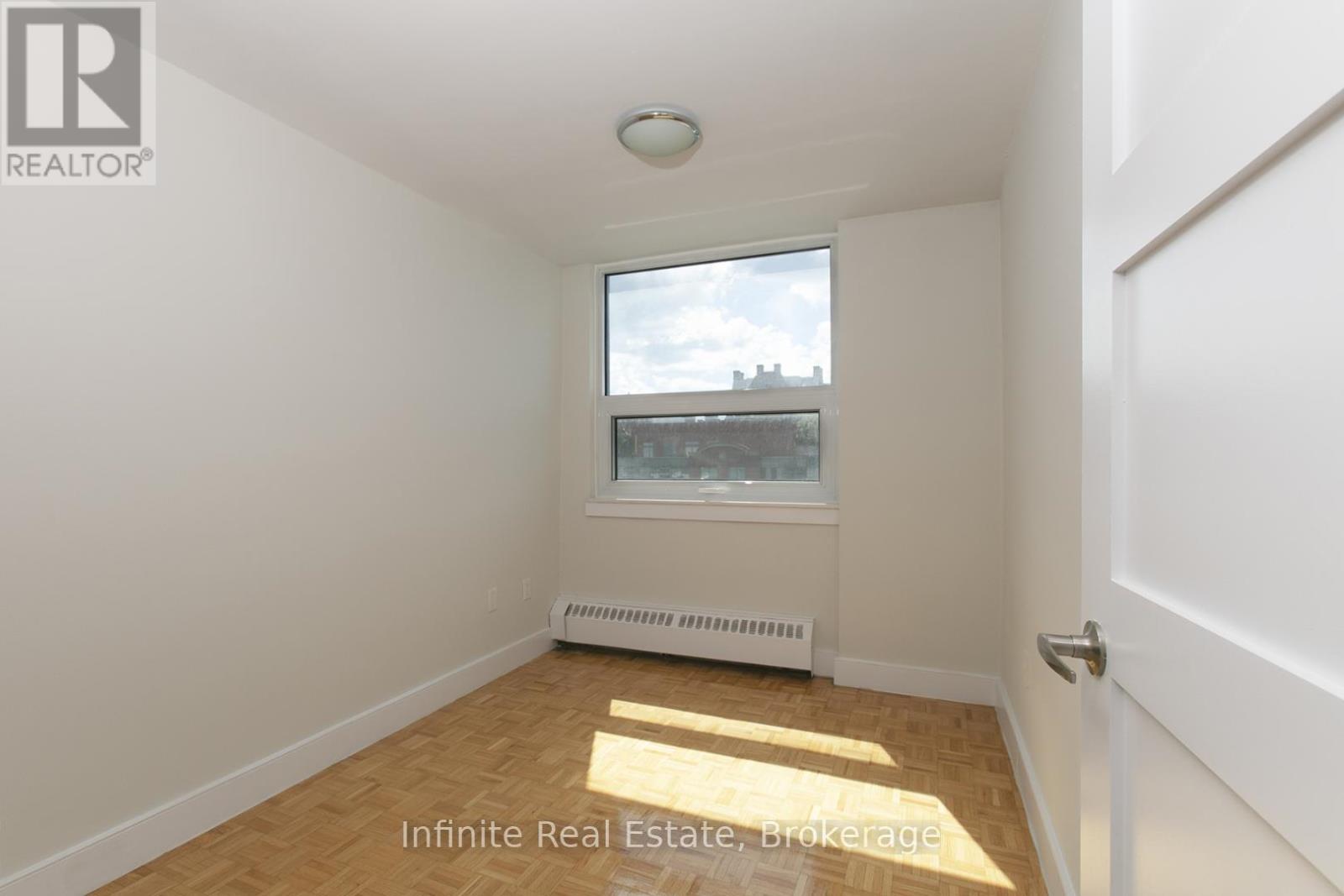 206 - 485 Huron Street, Toronto, Ontario M5R 2R5 - Photo 9 - C13511396