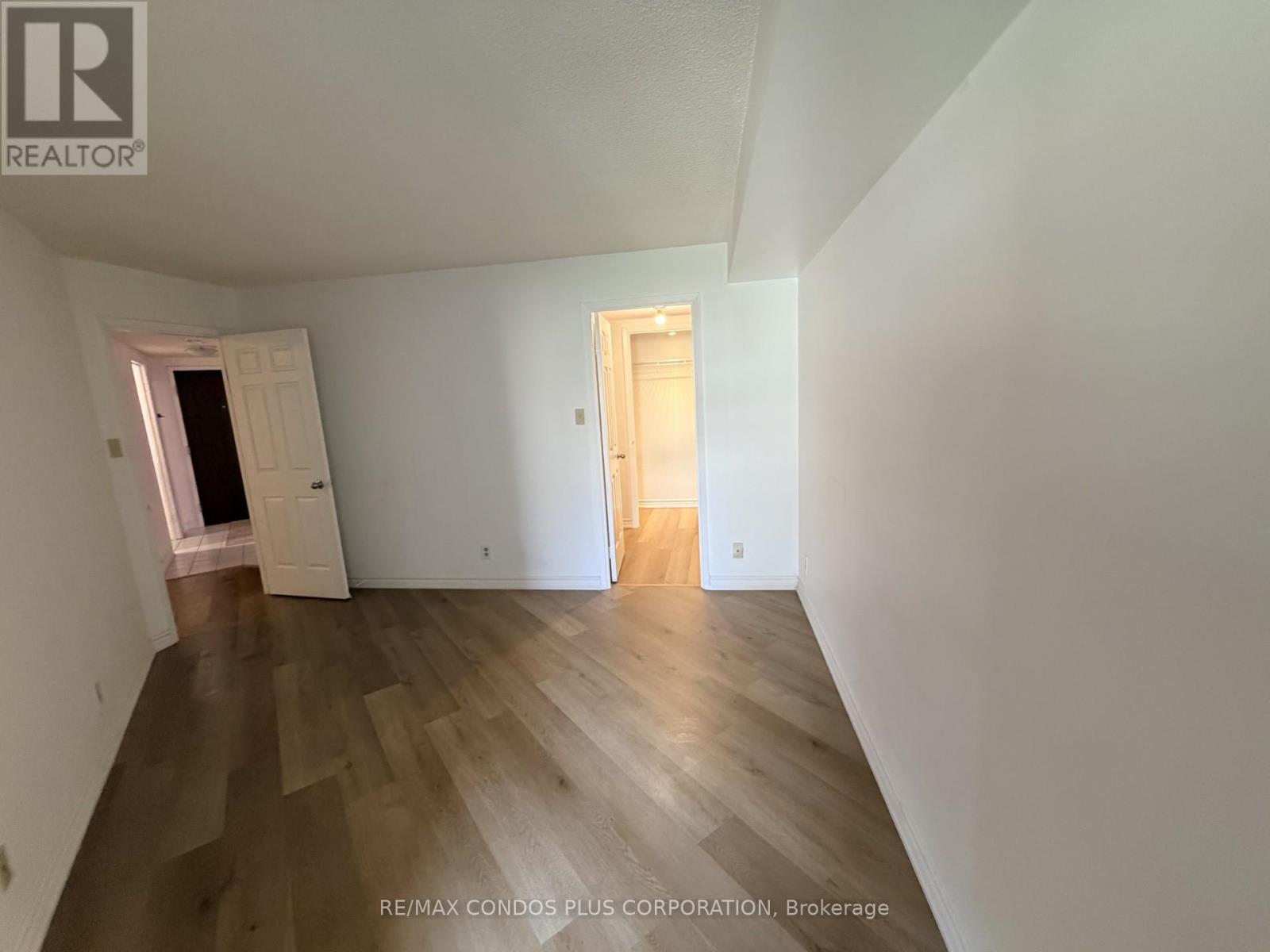 720 - 711 Bay Street, Toronto, Ontario  M5G 2J8 - Photo 15 - C13511430