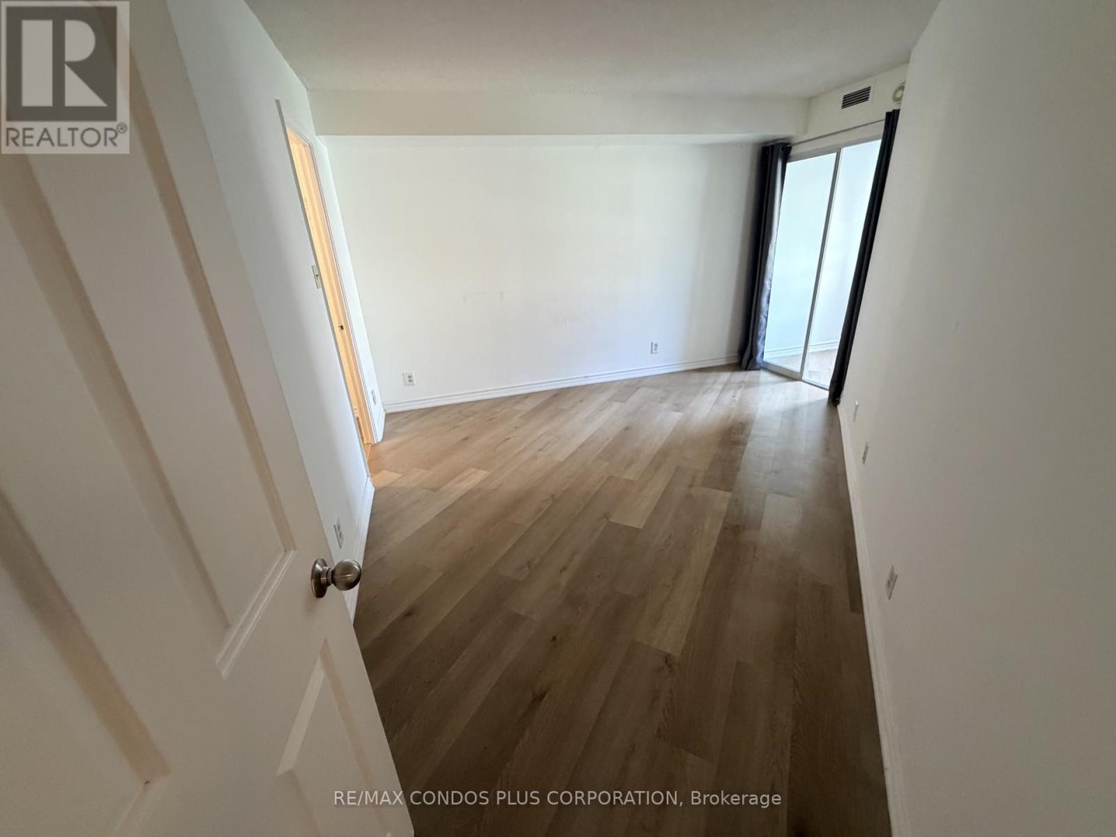 720 - 711 Bay Street, Toronto, Ontario  M5G 2J8 - Photo 7 - C13511430