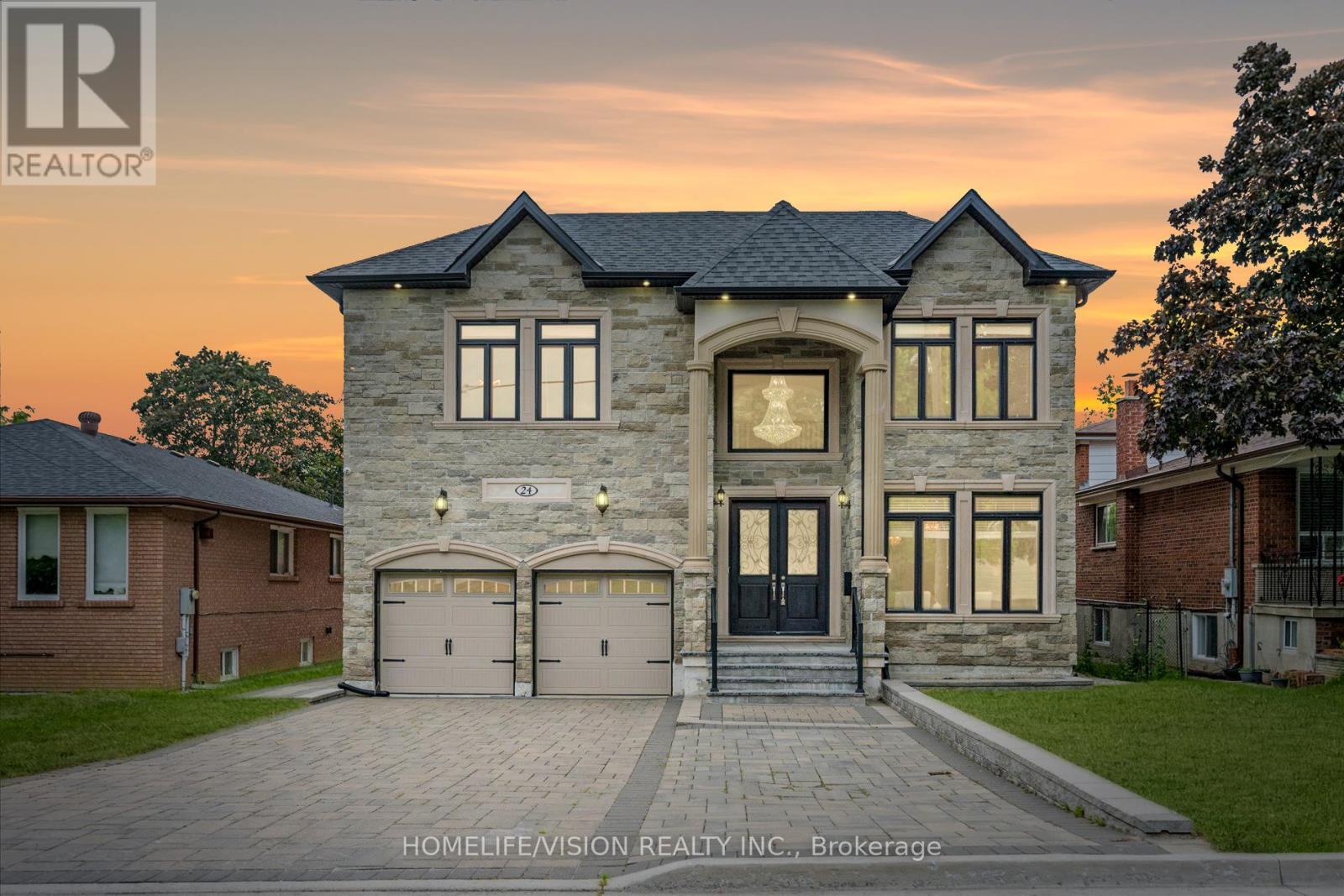 24 CEDAR BRAE BOULEVARD, Toronto, Ontario