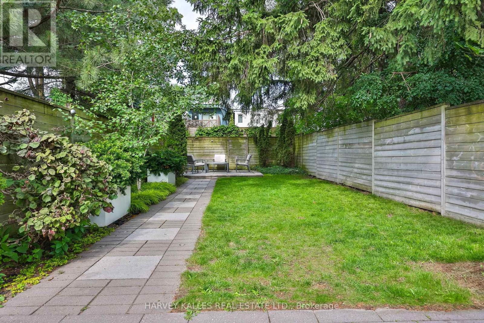 235 Cedarvale Avenue, Toronto, Ontario  M4C 4K3 - Photo 36 - E13511380