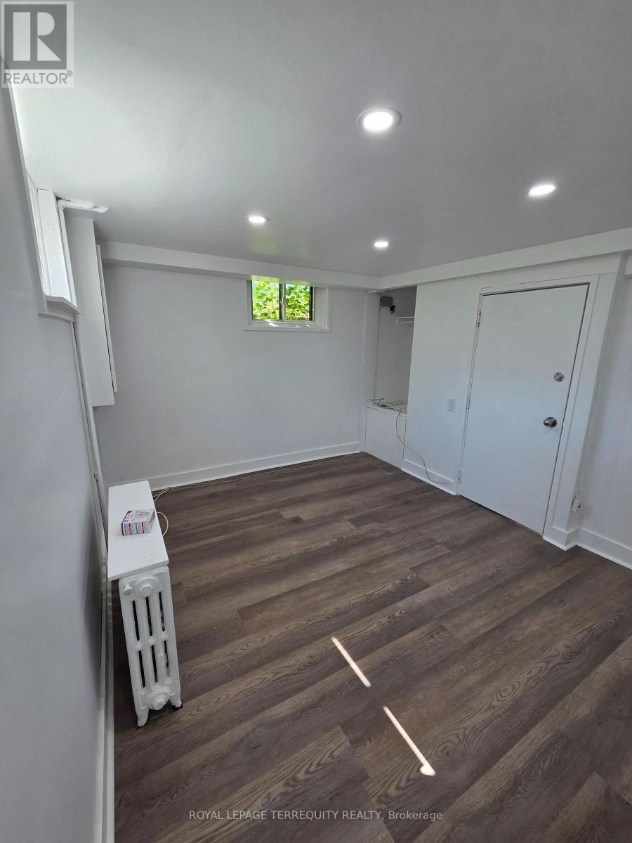 214 Clonmore Drive, Toronto, Ontario  M1N 1Y1 - Photo 11 - E13511400