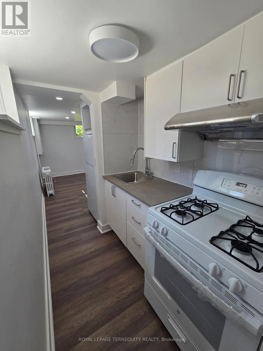 214 Clonmore Drive, Toronto, Ontario  M1N 1Y1 - Photo 12 - E13511400