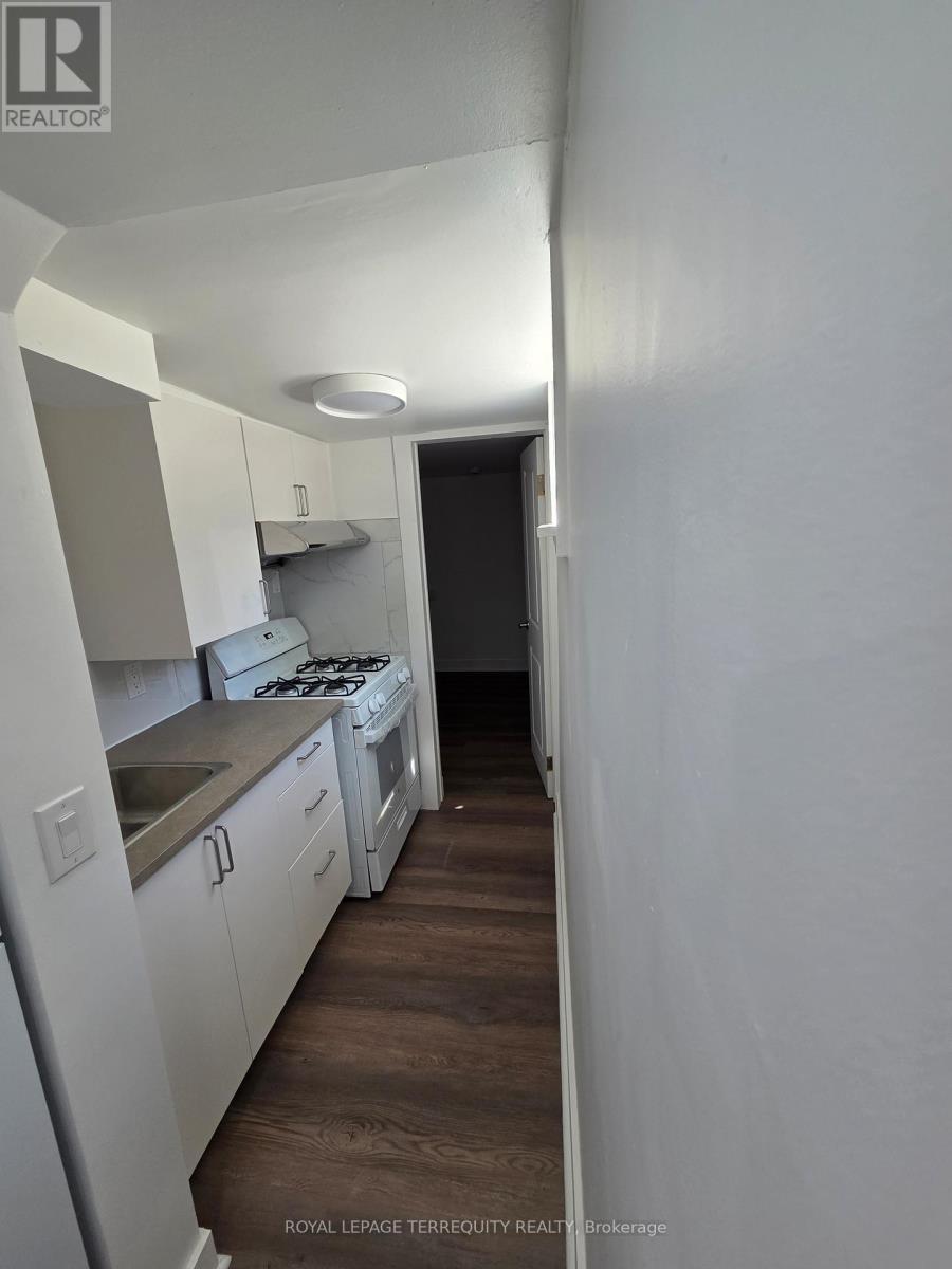 214 Clonmore Drive, Toronto, Ontario  M1N 1Y1 - Photo 7 - E13511400