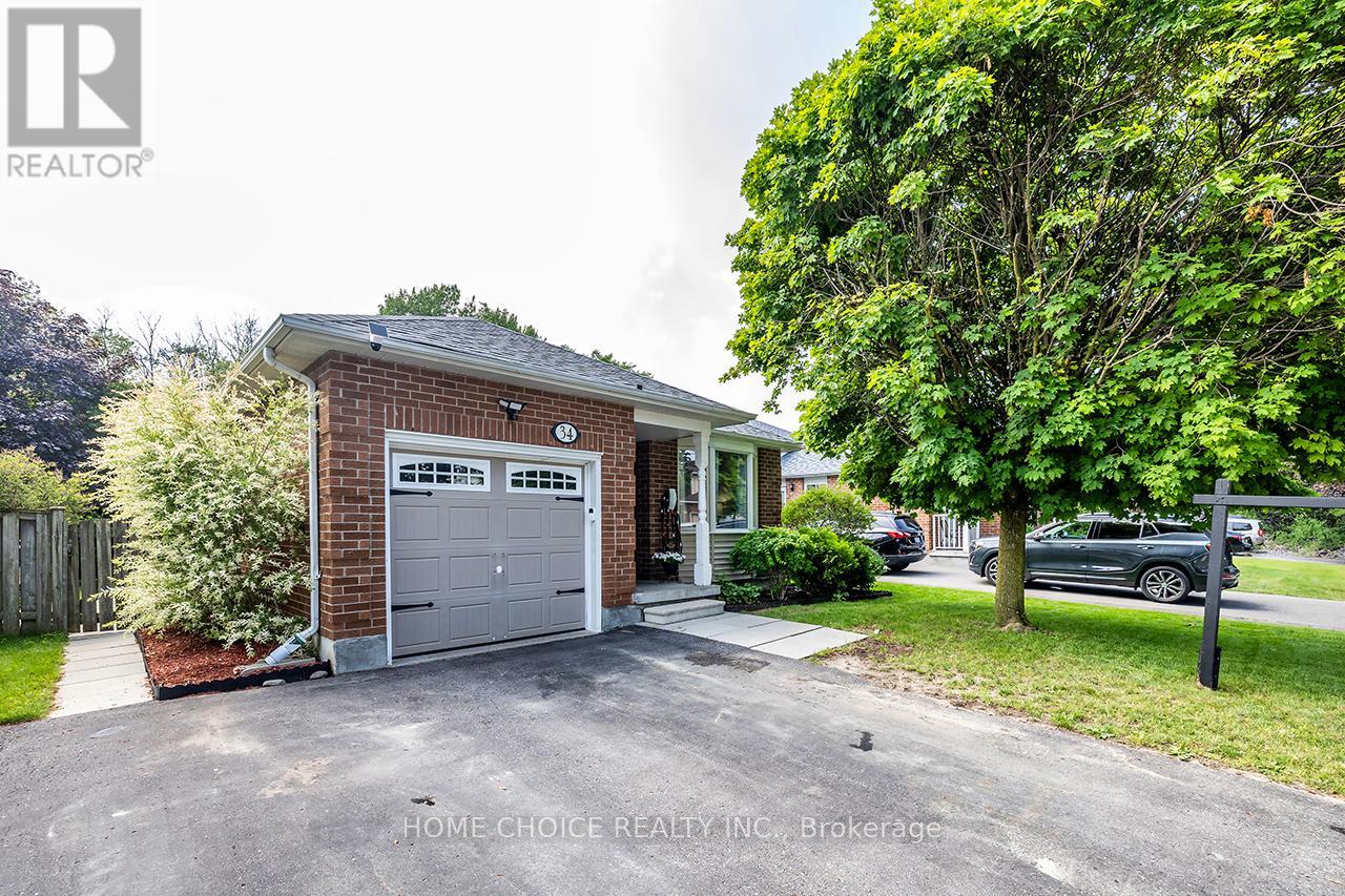 34 Goldpine Avenue, Clarington, Ontario  L1E 1P2 - Photo 2 - E13511324