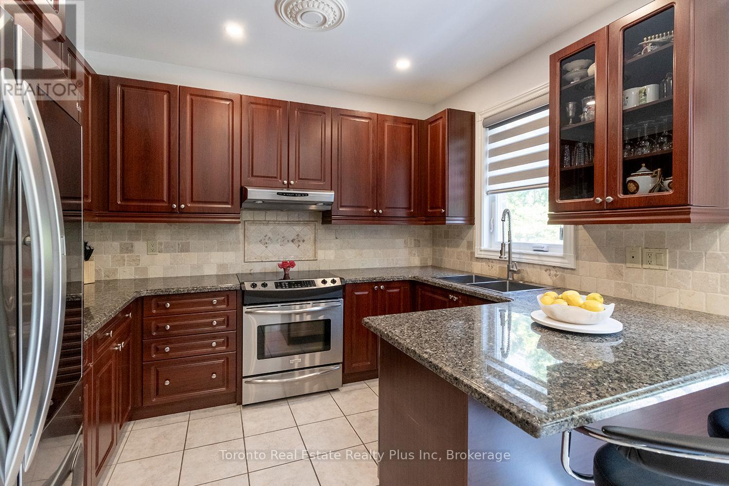 14 Riel Drive, Richmond Hill, Ontario  L4E 4W4 - Photo 28 - N13509520