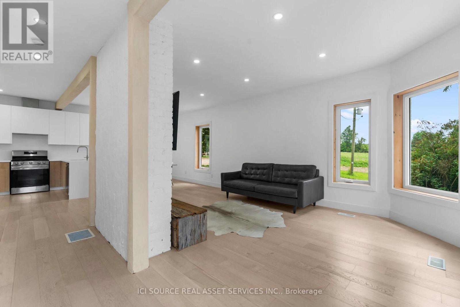 6358 Sunnidale Concession 5, Clearview, Ontario  L0M 1N0 - Photo 19 - S13511414
