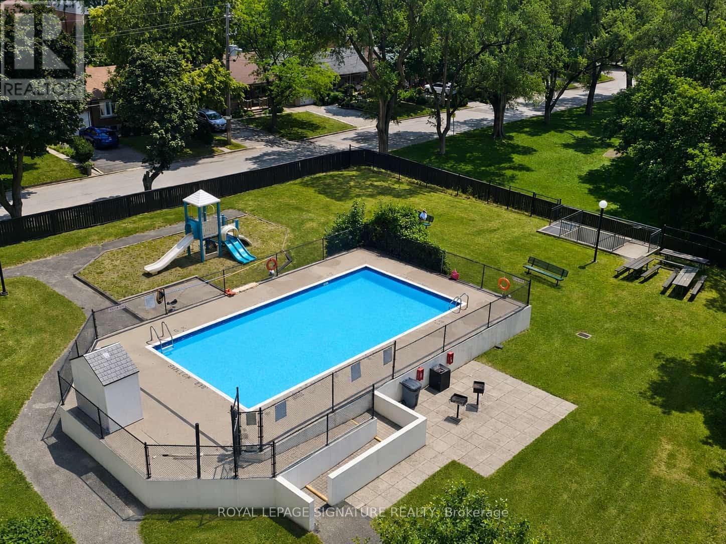 611 - 3559 Eglinton Avenue W, Toronto, Ontario M6M 5C6 - Photo 10 - W13511366