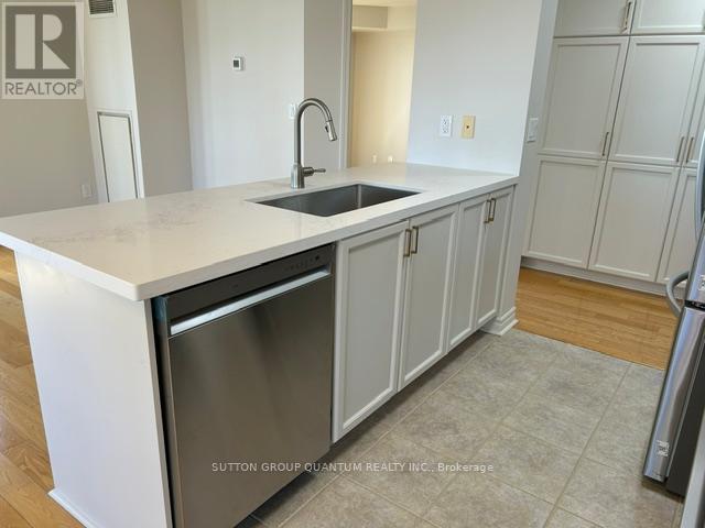 1103 - 350 Princess Royal Drive, Mississauga, Ontario  L5B 4N1 - Photo 7 - W13511382