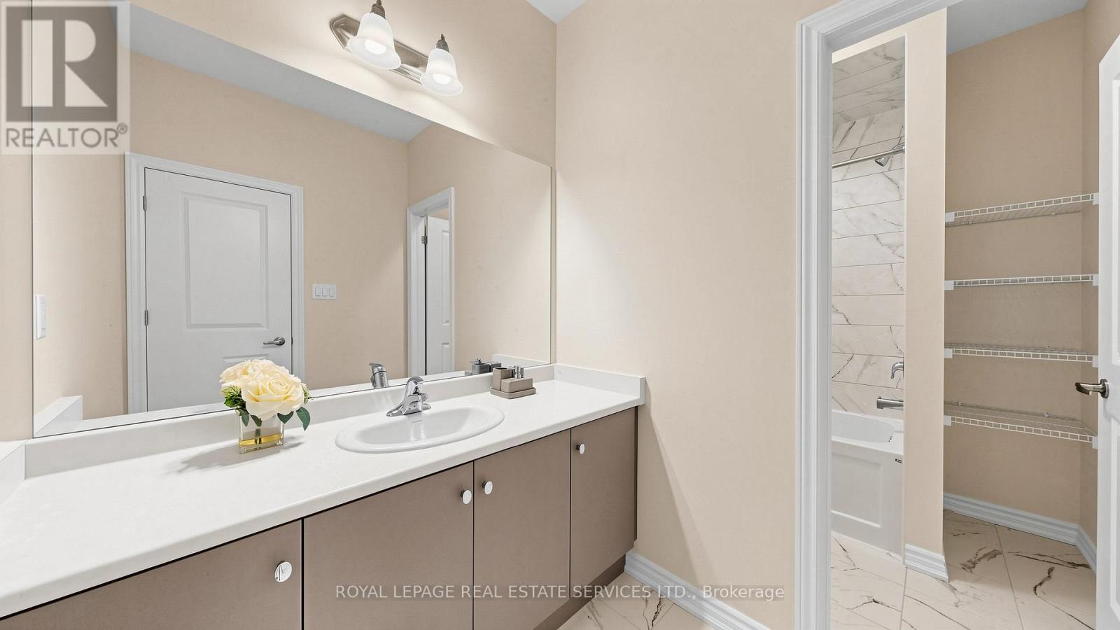 1413 Oakmont Common, Burlington, Ontario  L7P 3A6 - Photo 29 - W13511482
