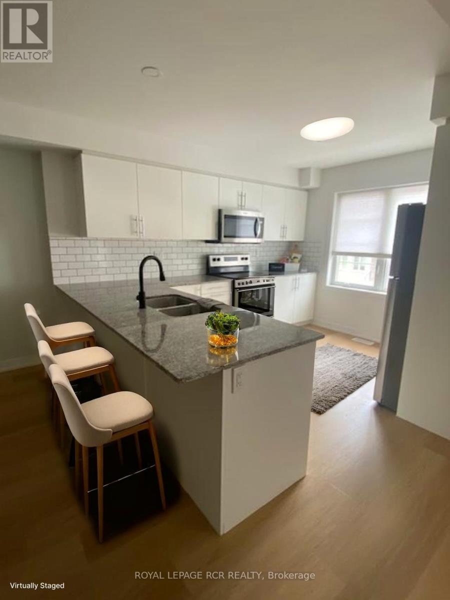 18 - 205 West Oak Trail, Kitchener, Ontario  N2R 1R4 - Photo 4 - X13511406