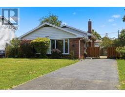 15 WILSON CRESCENT, Quinte West, Ontario