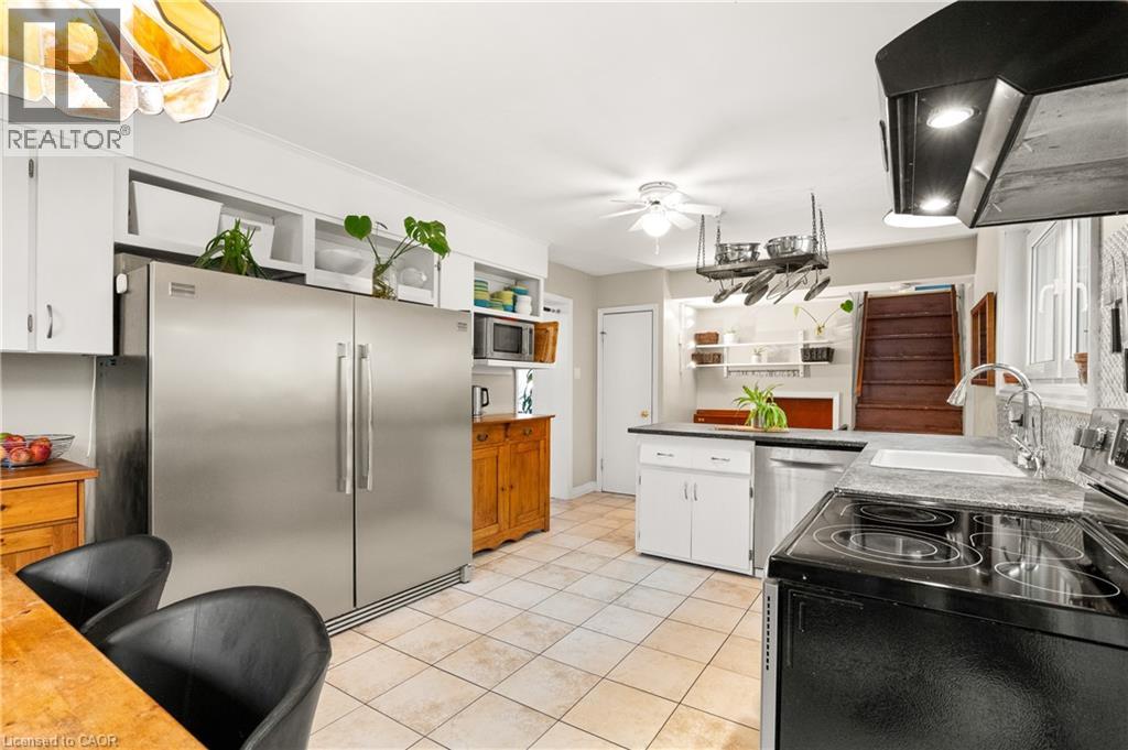 29 St Leger Street, Kitchener, Ontario  N2H 4L8 - Photo 15 - 40844178