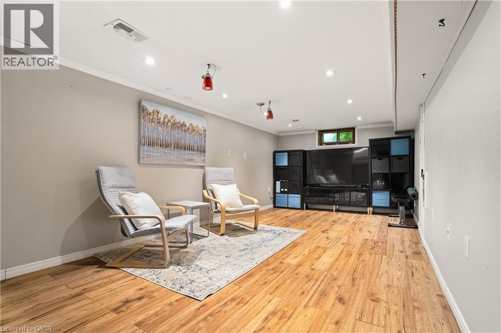 29 St Leger Street, Kitchener, Ontario  N2H 4L8 - Photo 35 - 40844178