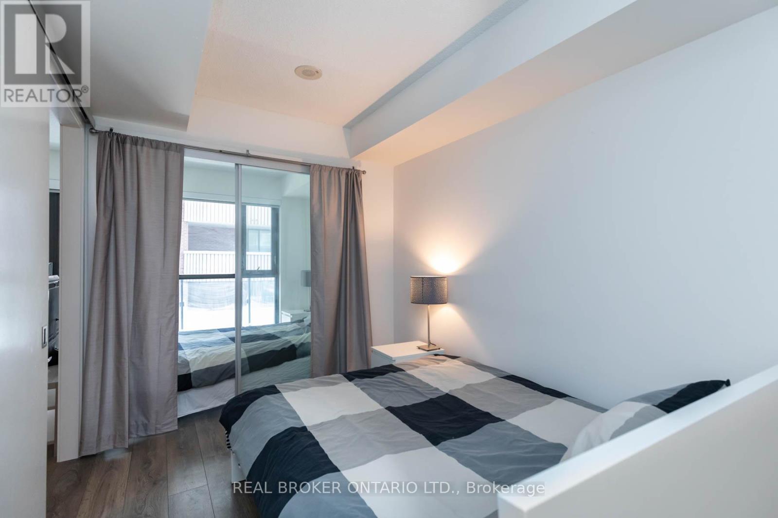 606 - 159 Dundas Street E, Toronto, Ontario  M5B 1E4 - Photo 9 - C12984974
