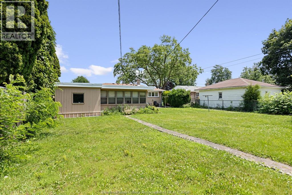 3425 Woodlawn Avenue, Windsor, Ontario  N8W 2J4 - Photo 29 - 26015776