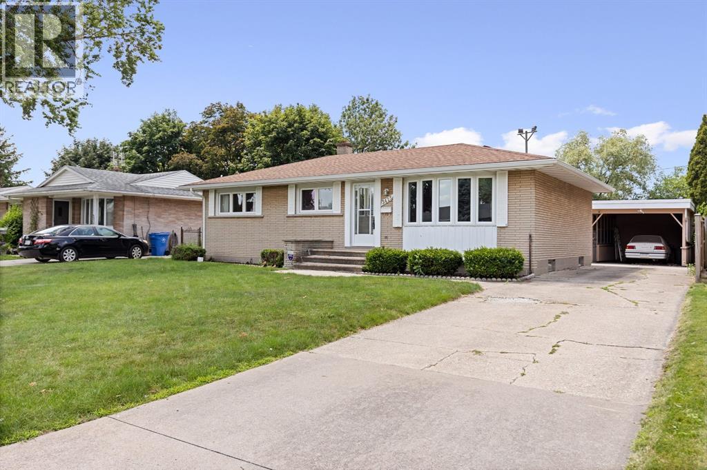 3425 Woodlawn Avenue, Windsor, Ontario  N8W 2J4 - Photo 3 - 26015776