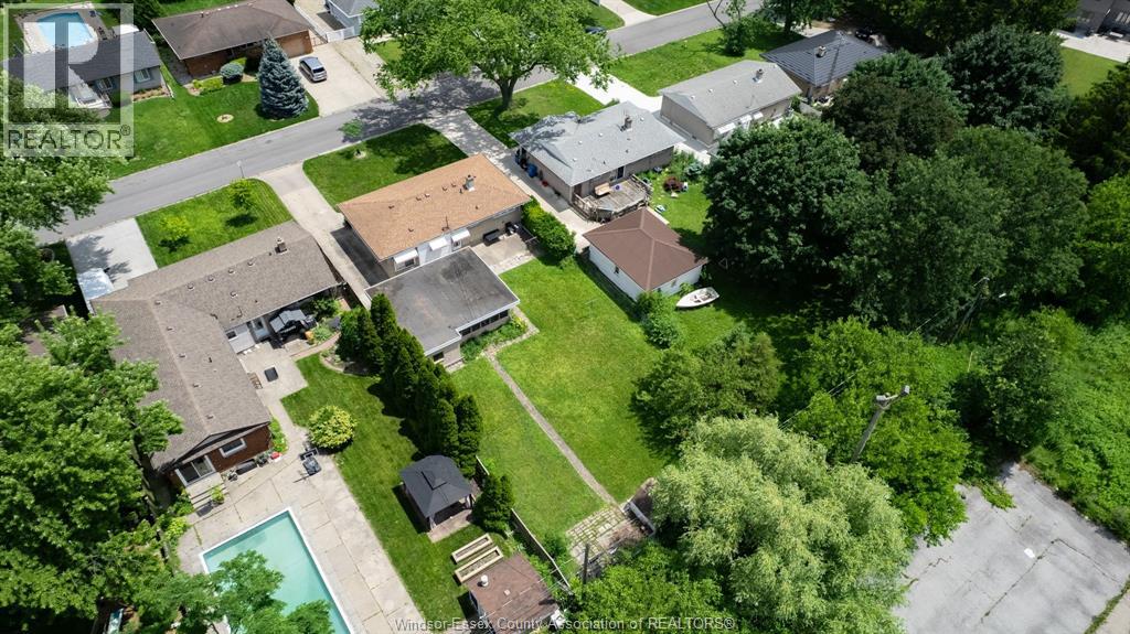 3425 Woodlawn Avenue, Windsor, Ontario  N8W 2J4 - Photo 35 - 26015776