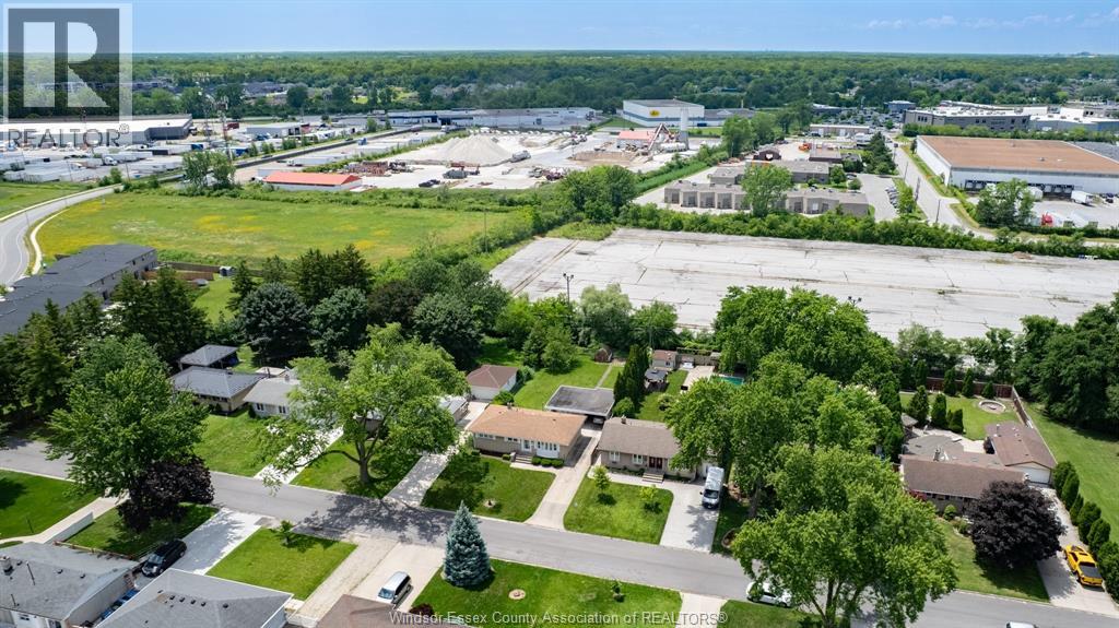 3425 Woodlawn Avenue, Windsor, Ontario  N8W 2J4 - Photo 36 - 26015776