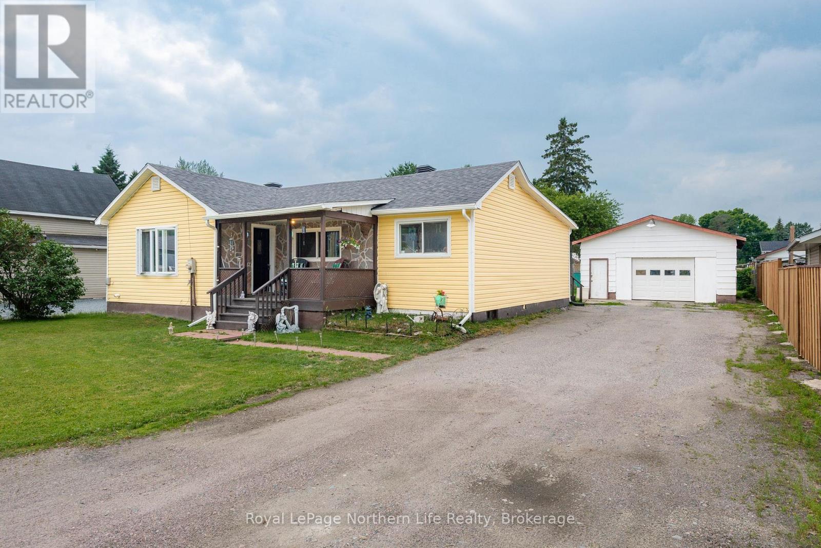 345 Nipissing Street, West Nipissing, Ontario  P2B 3E1 - Photo 9 - X13511662