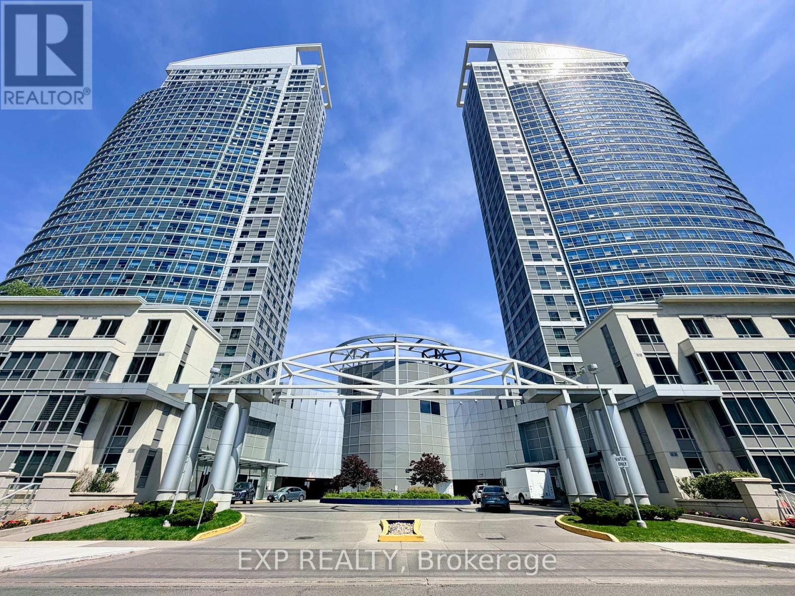 2101 - 38 LEE CENTRE DRIVE, Toronto, Ontario