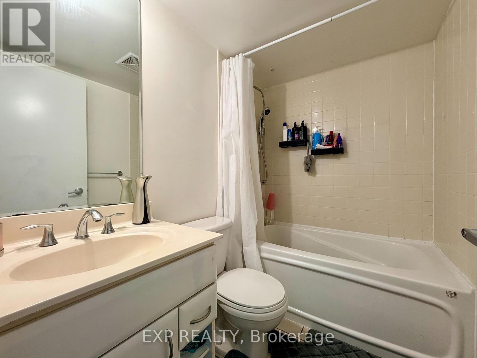 2101 - 38 Lee Centre Drive, Toronto, Ontario  M1H 3J7 - Photo 13 - E13511666