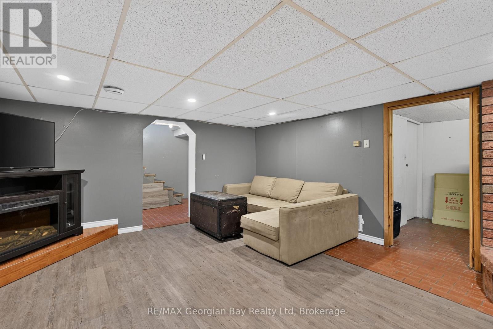 676 3rd Avenue, Tay, Ontario  L0K 1R0 - Photo 13 - S13505772