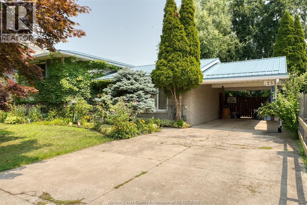 MLS# 26015780: 252 ARTHUR, Harrow, Canada