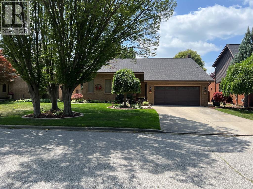 MLS# 26015744: 3915 VILLA BORGHESE DRIVE, Windsor, Canada