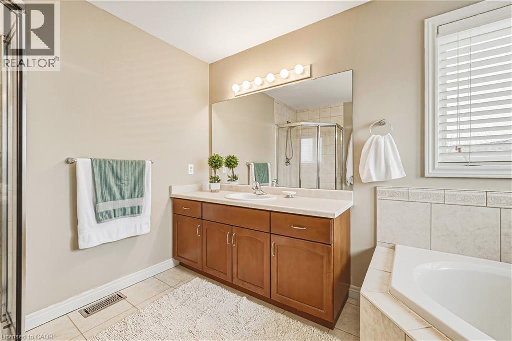 120 Valiant Circle, Hamilton, Ontario  L0R 1C0 - Photo 28 - 40809994