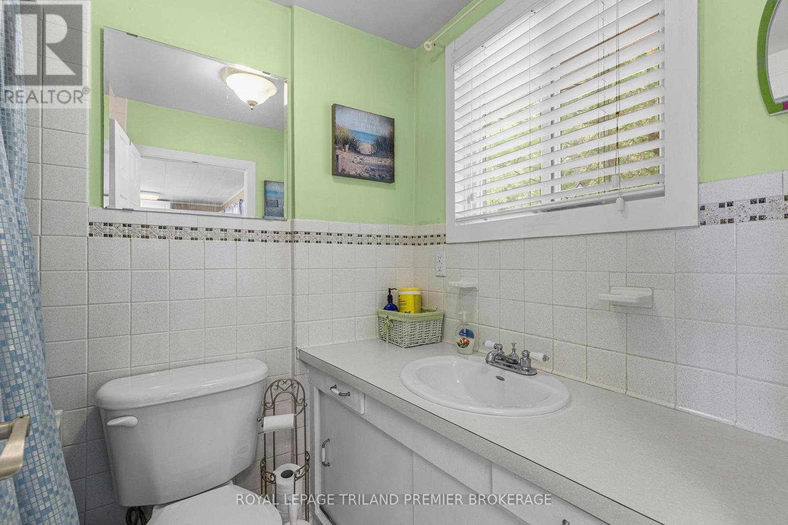 7755 Patrick Street, Lambton Shores, Ontario  N0M 2L0 - Photo 13 - X13511978