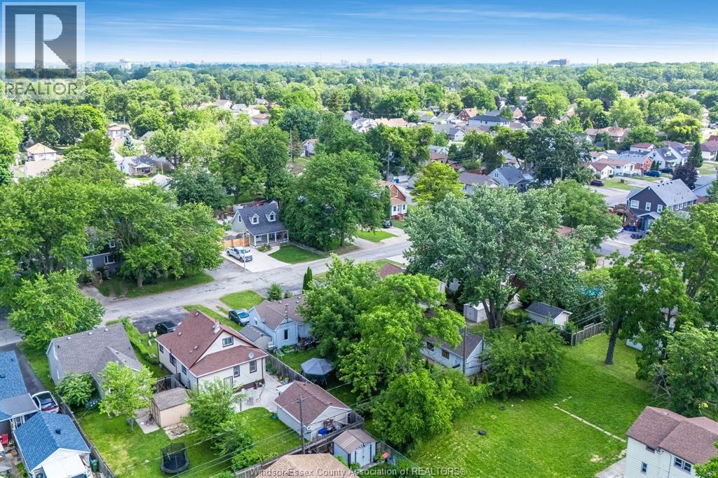 679 Stanley Street, Windsor, Ontario  N8X 3B3 - Photo 45 - 26015778