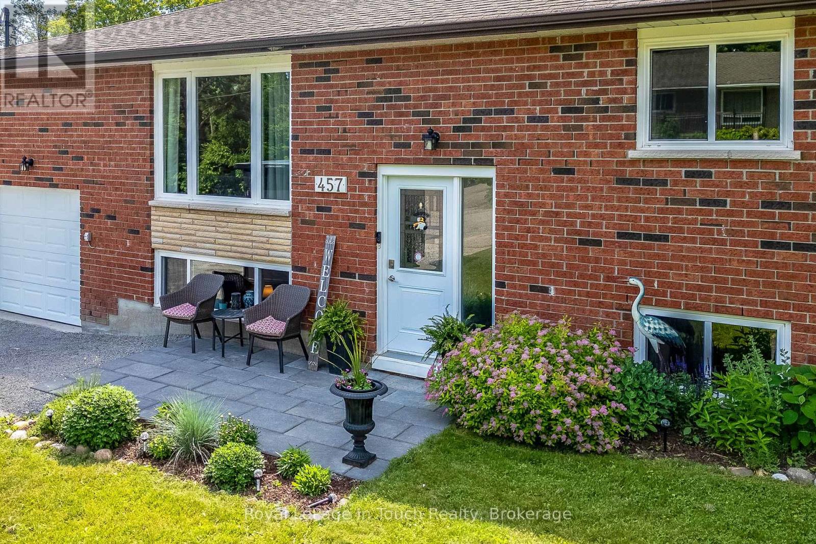 457 Hayes Street, Tay (Port Mcnicoll), Ontario  L0K 1R0 - Photo 2 - S13511744