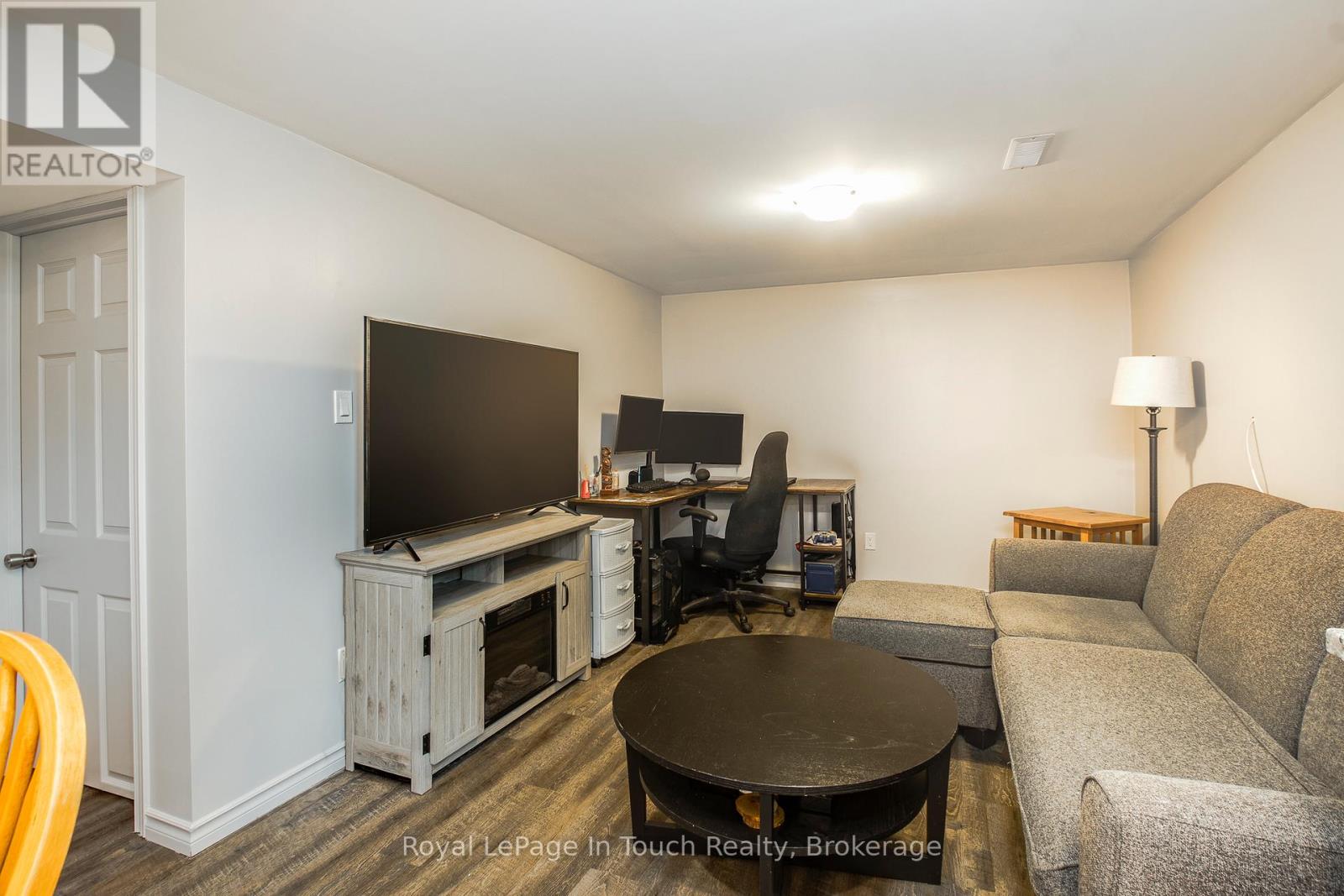 457 Hayes Street, Tay (Port Mcnicoll), Ontario  L0K 1R0 - Photo 20 - S13511744