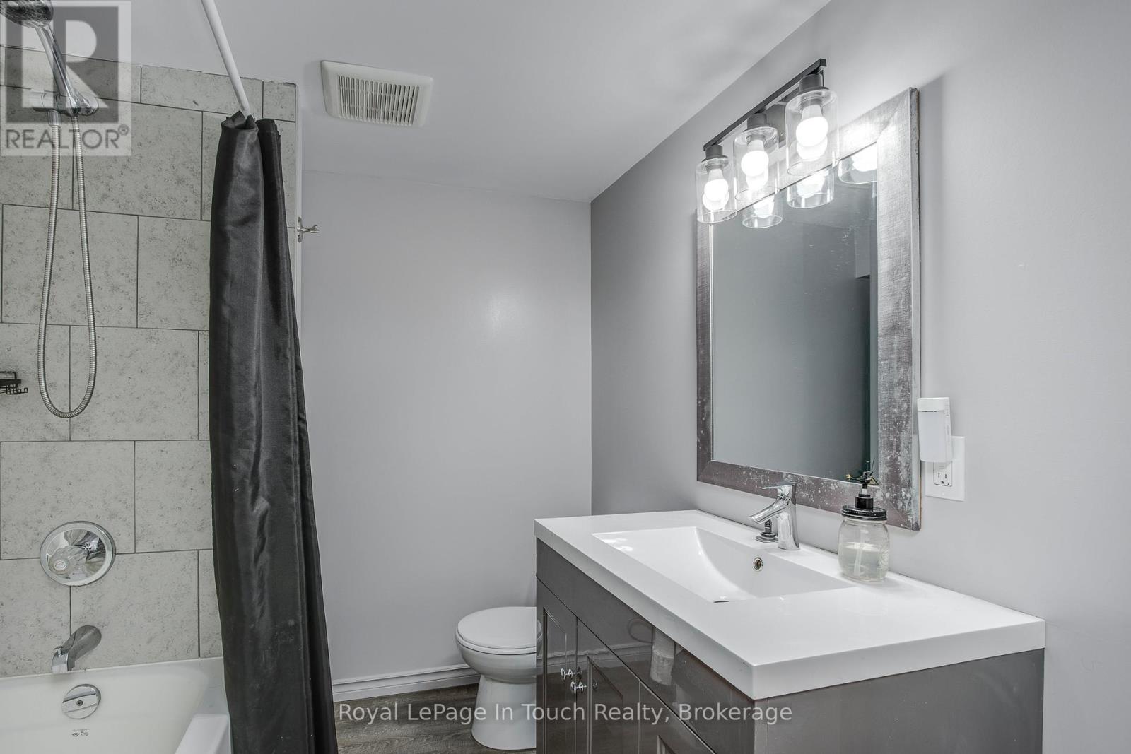 457 Hayes Street, Tay (Port Mcnicoll), Ontario  L0K 1R0 - Photo 21 - S13511744