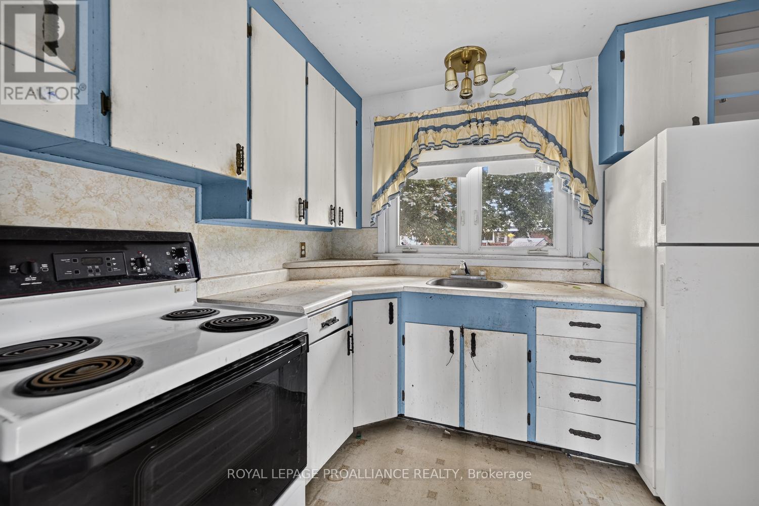 765 Duke Street, Prescott, Ontario  K0E 1T0 - Photo 11 - X13512098