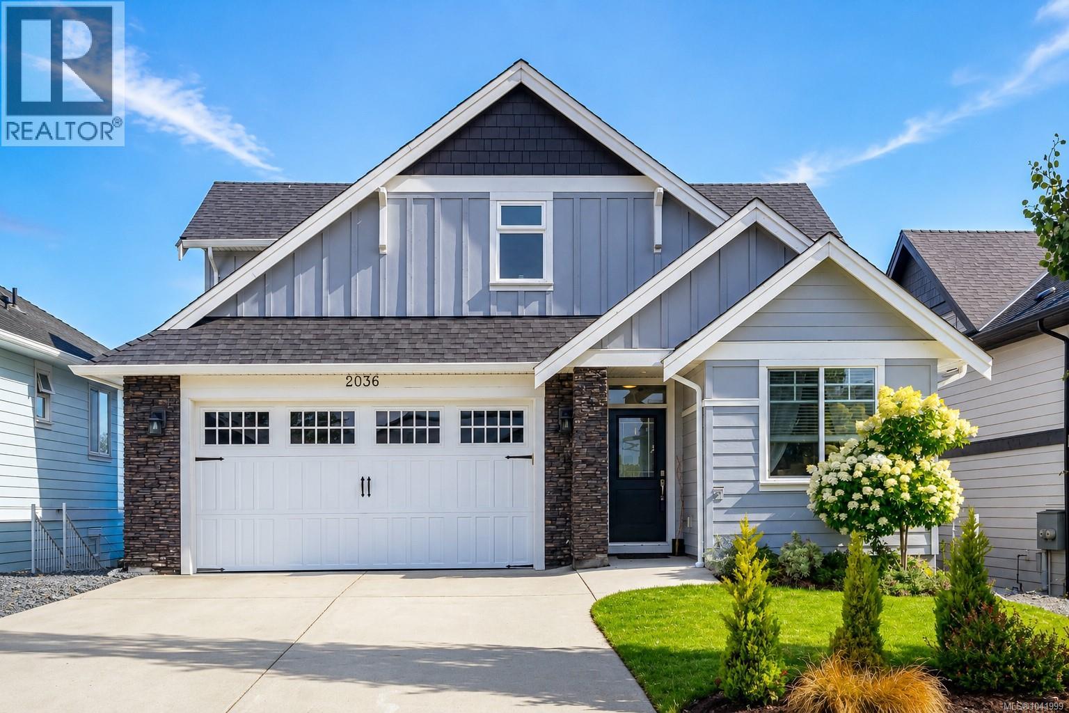 2036 Mountain Vista Dr
