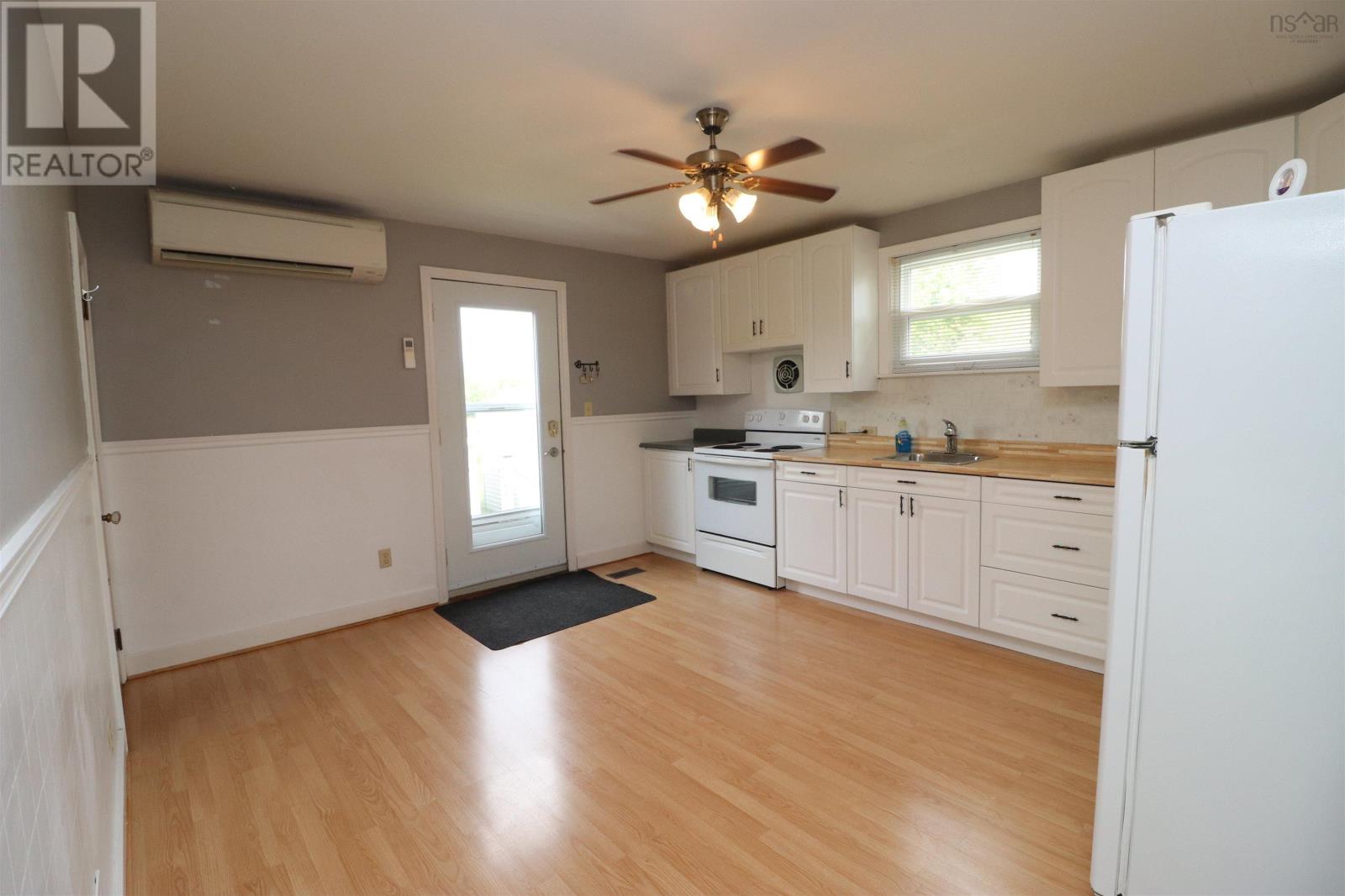 12 Richardson Avenue, Truro, Nova Scotia  B2N 1A2 - Photo 6 - 202616230